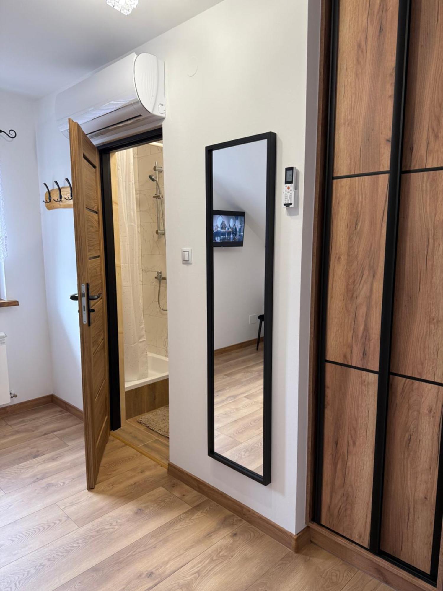 Apartament Z Tarasem I Pokoje Klimatyzowane -Drozdowka Solina Solina  Esterno foto