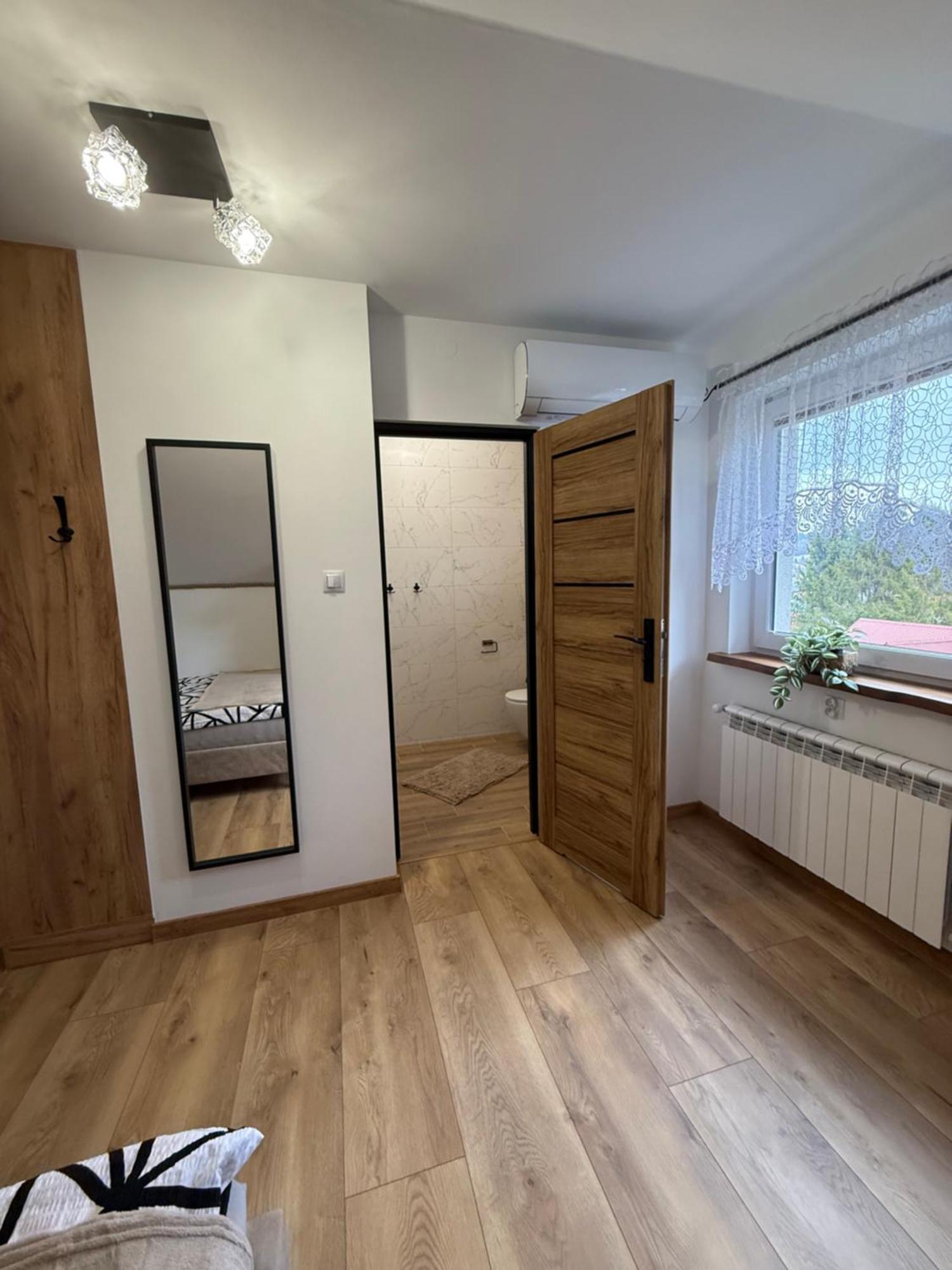 Apartament Z Tarasem I Pokoje Klimatyzowane -Drozdowka Solina Solina  Esterno foto